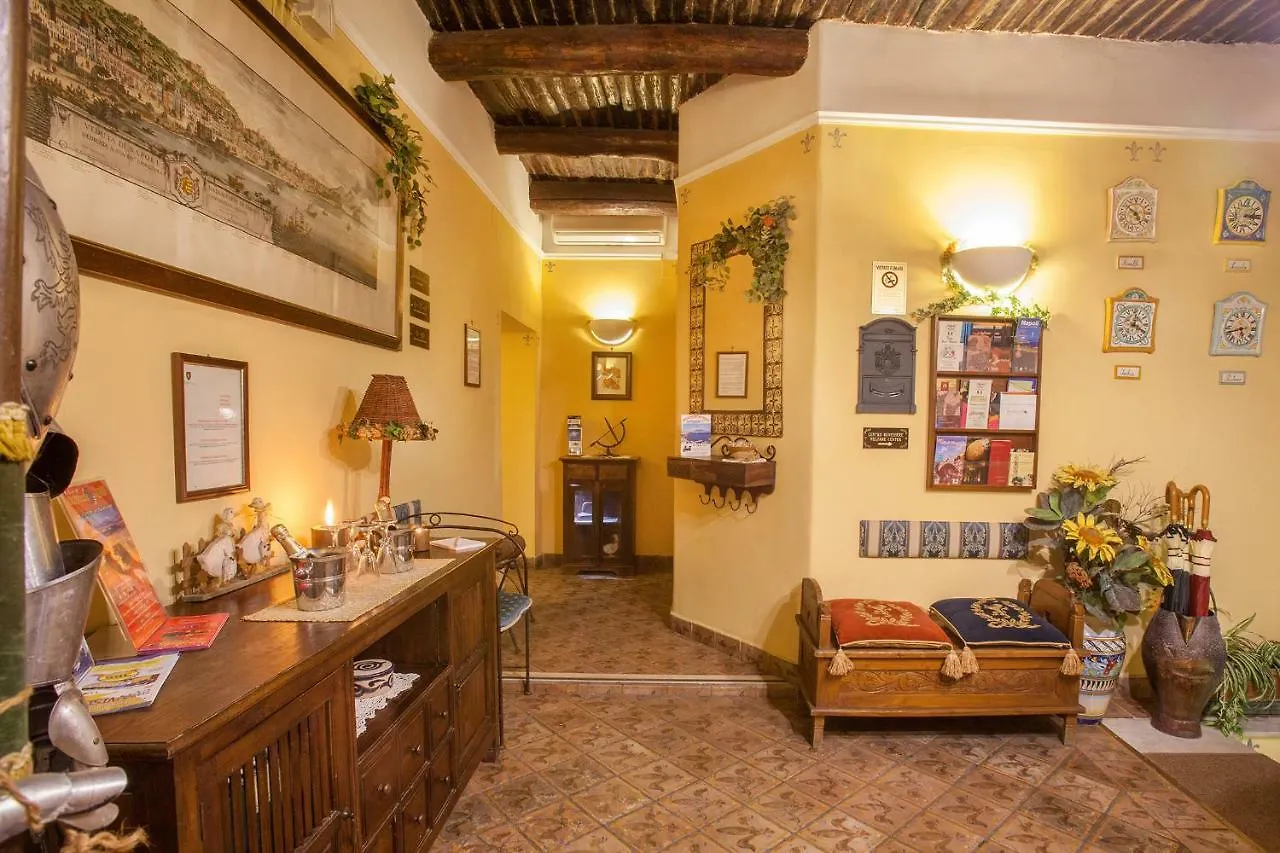 Double/ Triple Room In Naples City Center location